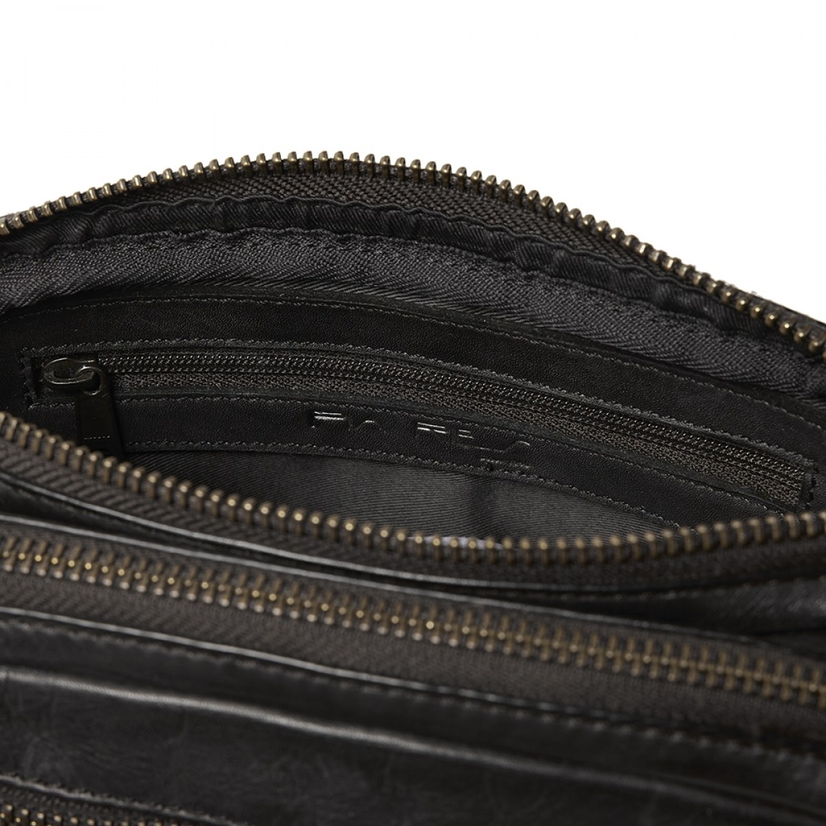 Lillecrossbodymedhndledsrem-31